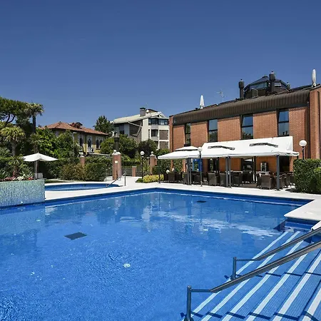 Feriested Db Le Del Lido 4*
