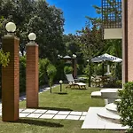 Resort Db Le Del Lido 4*