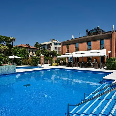 Üdülőközpont Db Le Del Lido 4*