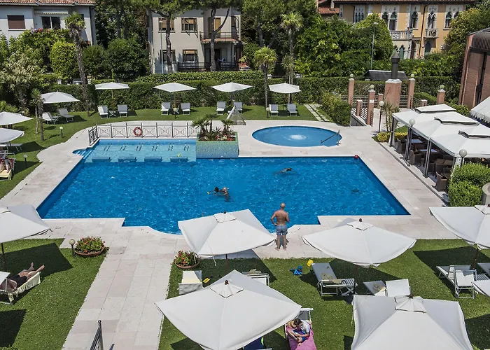 Semesteranläggning (resort) Db Le Del Lido